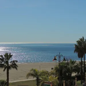 Apartamento Ole Playa 6a, Beach Front - A Pie De Playa, Sea Views - Vistas Al Mar, Parking, Puerto Marina, Benalmádena